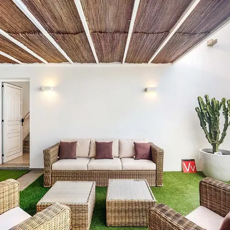 Anil Lanzarote * تياس